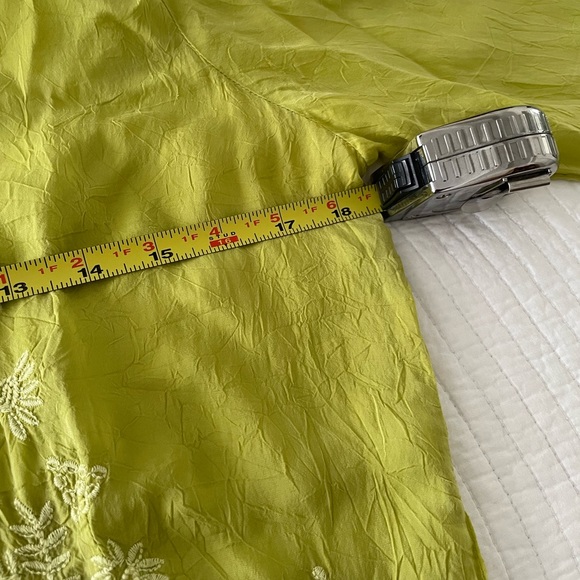 JOHNNY WAS Green Embroidered Sheer Silk Blouse M - Picture 9 of 13